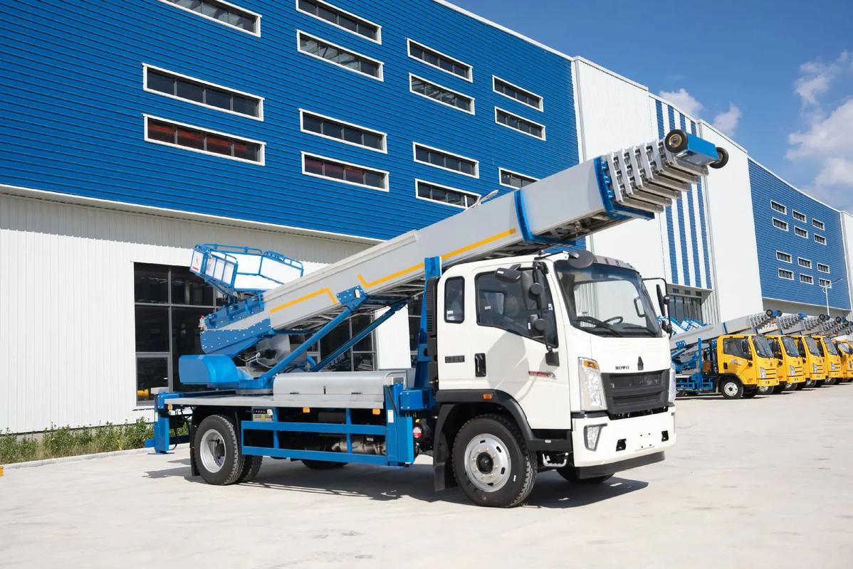 涟水县出租云梯车高空作业车 建筑垃圾搬运